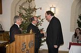 natrlich bekommt auch Dekan Stephan Gast eine Ehrenmedaille des Vereins